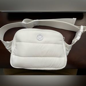 Lululemon belt bag